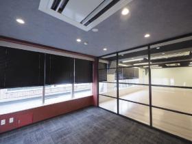 東京都中央区銀座 約30坪の居抜き賃貸オフィス物件(約30坪) ｜居抜きオフィス物件検索サイト【vivit-ビビット】（サムネイル4）
