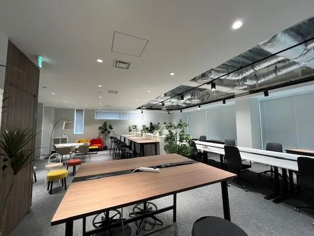 セキュリティーが高い！ 会議室付きの居抜き賃貸オフィス物件(約70坪) ｜居抜きオフィス物件検索サイト【vivit-ビビット】（7）