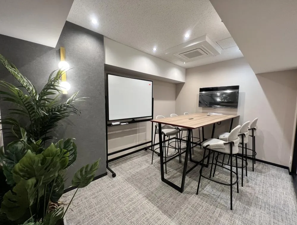 東京都新宿区西新宿 約55坪の居抜き賃貸オフィス物件(約55坪) ｜居抜きオフィス物件検索サイト【vivit-ビビット】（6）