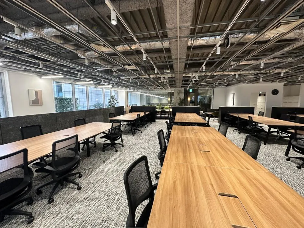 東京都新宿区西新宿 約125坪の居抜き賃貸オフィス物件(約125坪) ｜居抜きオフィス物件検索サイト【vivit-ビビット】（3）