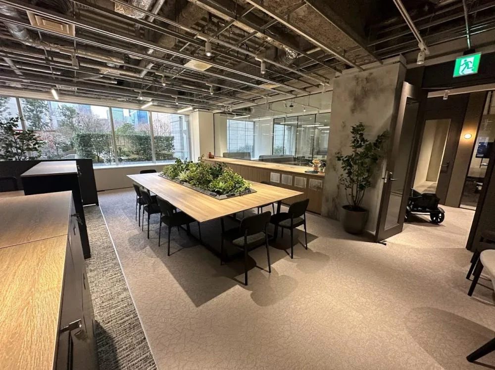 東京都新宿区西新宿 約125坪の居抜き賃貸オフィス物件(約125坪) ｜居抜きオフィス物件検索サイト【vivit-ビビット】（5）
