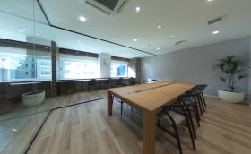 会議室付き！ 男女別トイレ！の居抜き賃貸オフィス物件(約130坪) ｜居抜きオフィス物件検索サイト【vivit-ビビット】（サムネイル6）