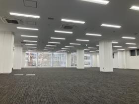 東京都港区西新橋 約195坪の居抜き賃貸オフィス物件(約195坪) ｜居抜きオフィス物件検索サイト【vivit-ビビット】（サムネイル1）