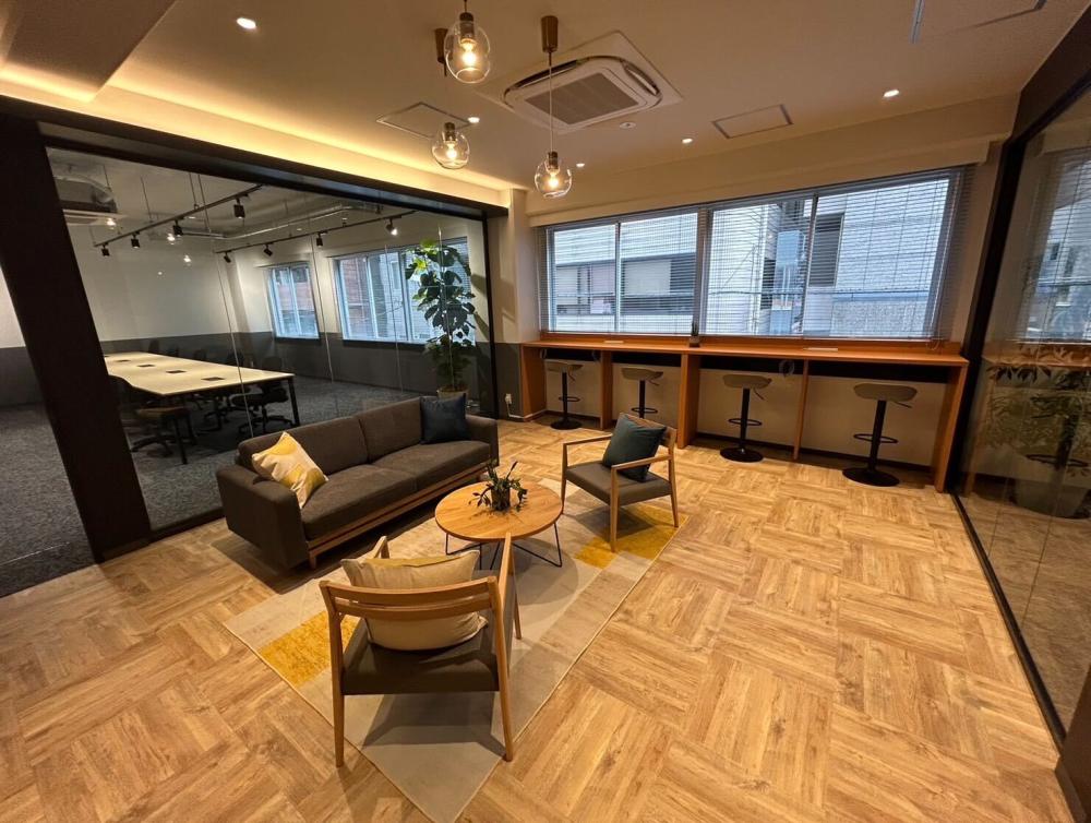 会議室付き セットアップオフィス 東京都千代田区九段南 約35坪（約115㎡）