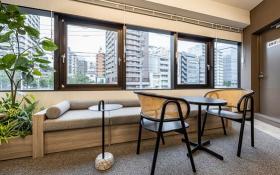 会議室付き 一部家具付きの居抜き賃貸オフィス物件(約20坪) ｜居抜きオフィス物件検索サイト【vivit-ビビット】（サムネイル5）