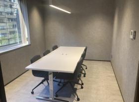 会議室2室 テレカンブース3室ありの居抜き賃貸オフィス物件(約80坪) ｜居抜きオフィス物件検索サイト【vivit-ビビット】（サムネイル3）