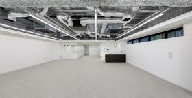 共有の屋上テラス有り セットアップオフィスの居抜き賃貸オフィス物件(約55坪) ｜居抜きオフィス物件検索サイト【vivit-ビビット】（サムネイル1）