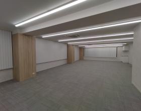 今風 おしゃれセットアップの居抜き賃貸オフィス物件(約75坪) ｜居抜きオフィス物件検索サイト【vivit-ビビット】（サムネイル10）