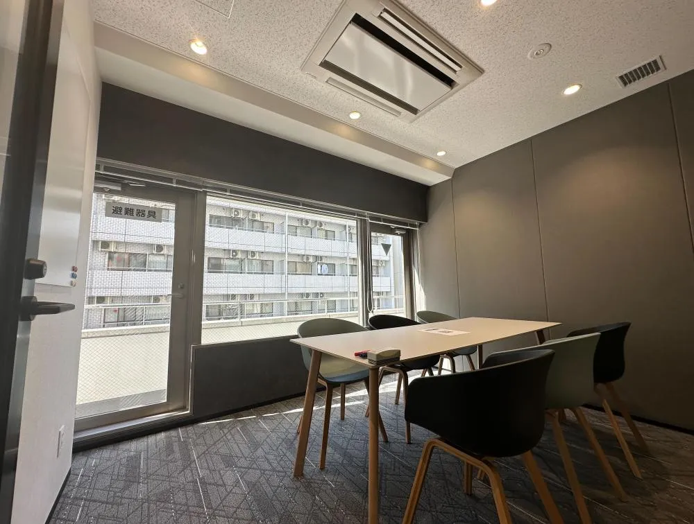 会議室造作済み！ セットアップオフィス！の居抜き賃貸オフィス物件(約40坪) ｜居抜きオフィス物件検索サイト【vivit-ビビット】（5）