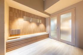 おしゃれ 天井スケルトンの居抜き賃貸オフィス物件(約70坪) ｜居抜きオフィス物件検索サイト【vivit-ビビット】（サムネイル3）