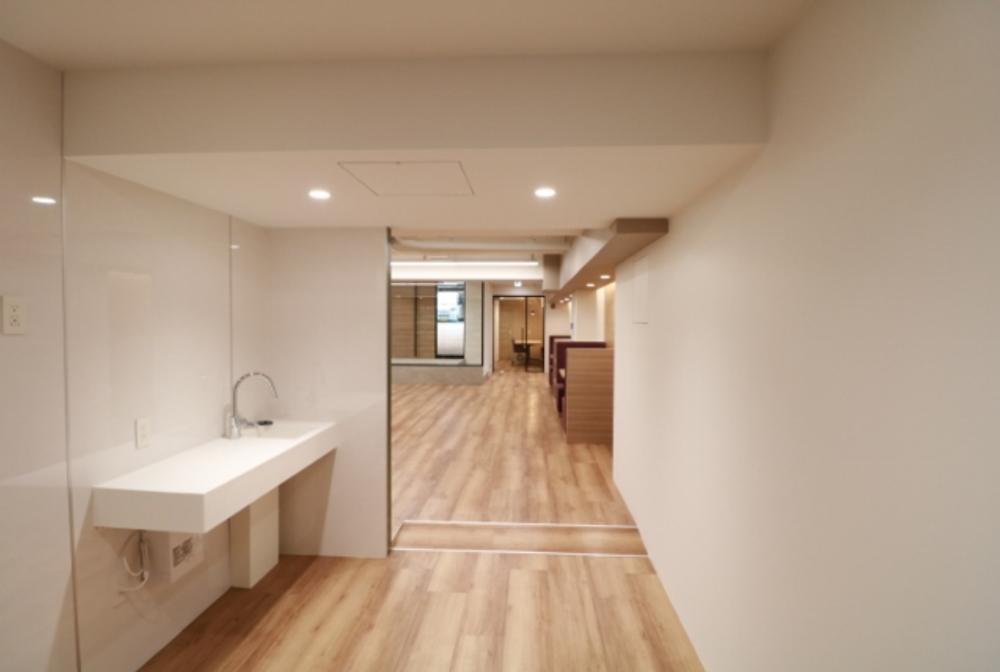 会議室付き！ 什器付き！の居抜き賃貸オフィス物件(約30坪) ｜居抜きオフィス物件検索サイト【vivit-ビビット】（4）