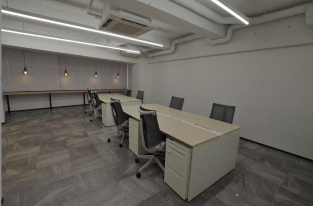デザイナーズ物件！ 会議室造作済み！の居抜き賃貸オフィス物件(約25坪) ｜居抜きオフィス物件検索サイト【vivit-ビビット】（3）