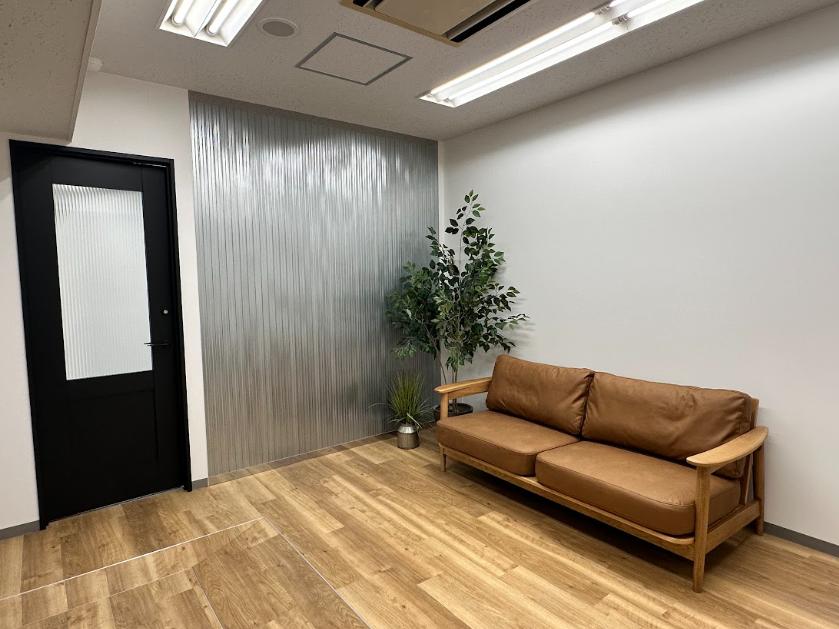 什器付き！ 会議室付き！の居抜き賃貸オフィス物件(約40坪) ｜居抜きオフィス物件検索サイト【vivit-ビビット】（5）