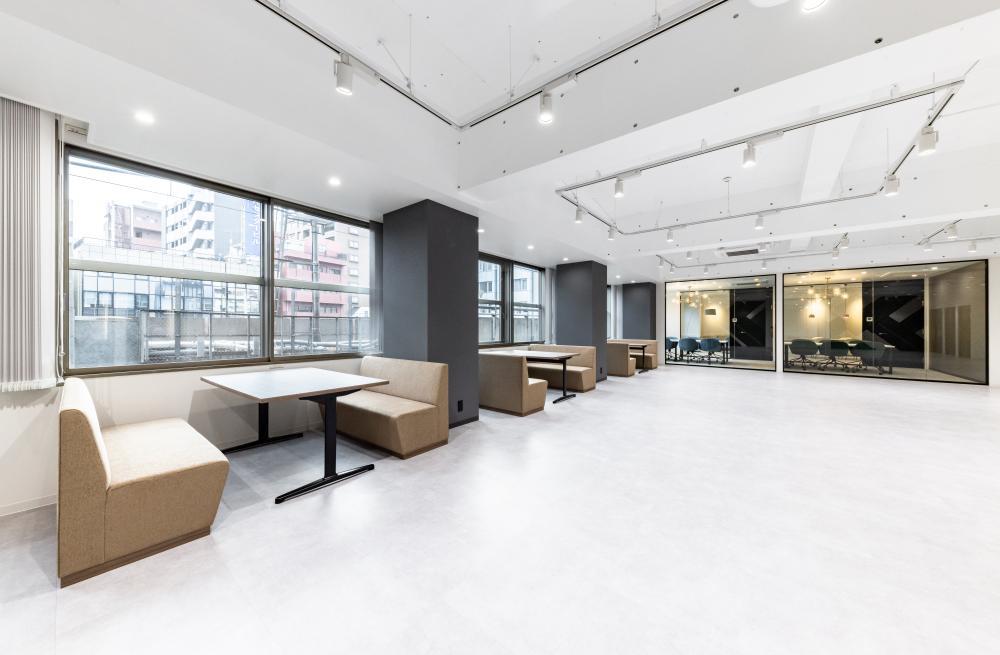 使い勝手の良いオフィス！ 会議室3室・フォンブース3室有の居抜き賃貸オフィス物件(約95坪) ｜居抜きオフィス物件検索サイト【vivit-ビビット】（9）