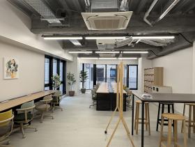 駅ちか新築物件 お洒落な内装の居抜き賃貸オフィス物件(約40坪) ｜居抜きオフィス物件検索サイト【vivit-ビビット】（サムネイル8）