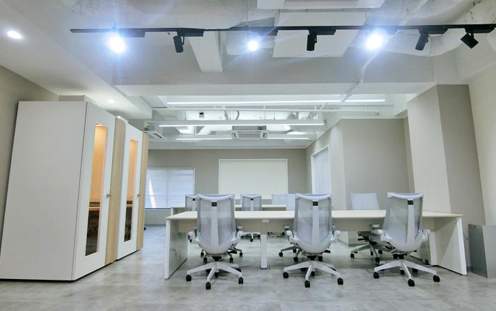 会議室、WEBブース2部屋！の居抜き賃貸オフィス物件(約30坪) ｜居抜きオフィス物件検索サイト【vivit-ビビット】（7）