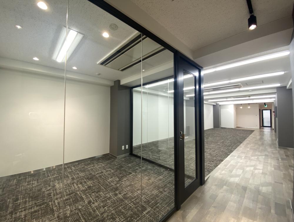 会議室付き 駅近！の居抜き賃貸オフィス物件(約30坪) ｜居抜きオフィス物件検索サイト【vivit-ビビット】（5）