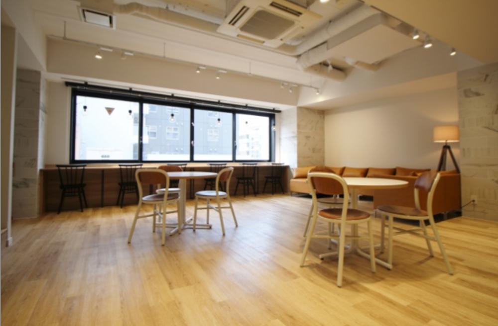 会議室付き！ ウッド調！の居抜き賃貸オフィス物件(約30坪) ｜居抜きオフィス物件検索サイト【vivit-ビビット】（4）
