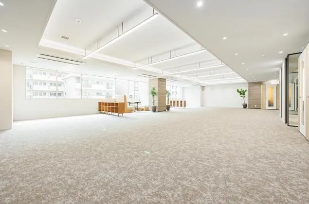 会議室3室付き！ テレカンブース造設済み！の居抜き賃貸オフィス物件(約80坪) ｜居抜きオフィス物件検索サイト【vivit-ビビット】（5）