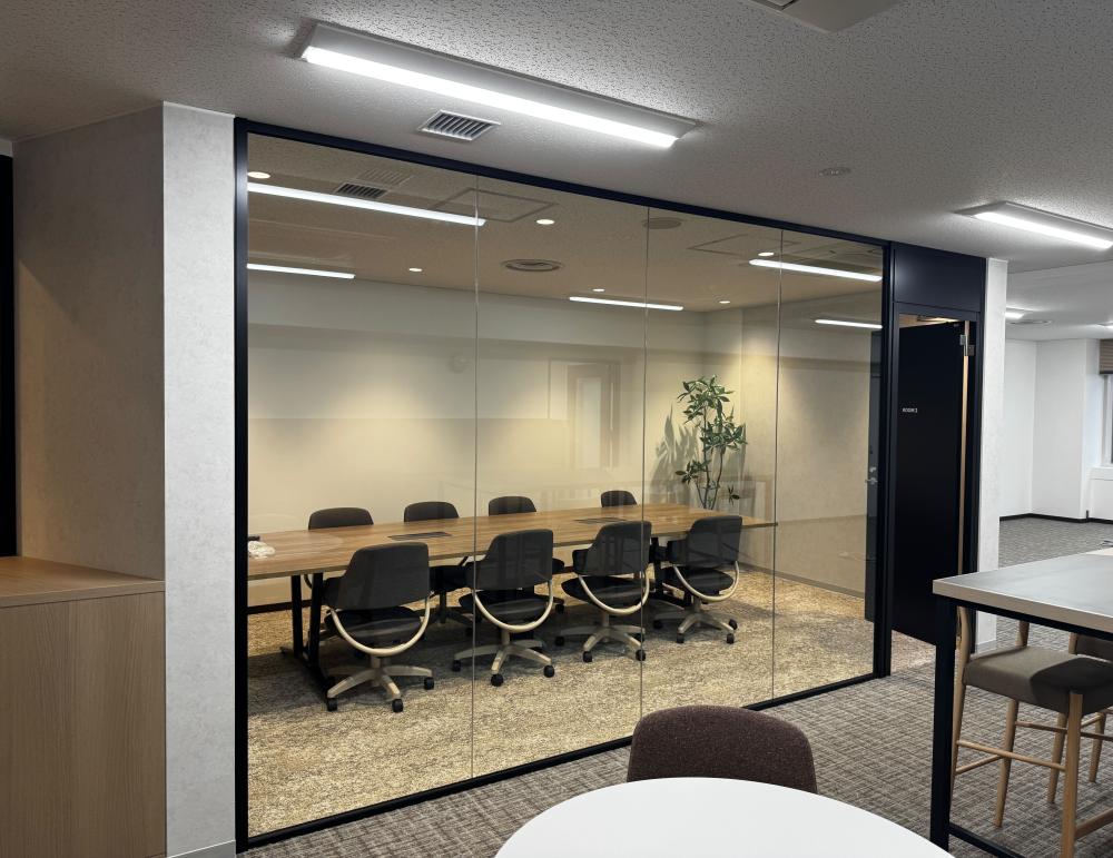 会議室2部屋！ セットアップオフィス！！の居抜き賃貸オフィス物件(約45坪) ｜居抜きオフィス物件検索サイト【vivit-ビビット】（4）