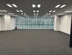 会議室1部屋！ 駅近セットアップ物件！！の居抜き賃貸オフィス物件(約60坪) ｜居抜きオフィス物件検索サイト【vivit-ビビット】（サムネイル1）