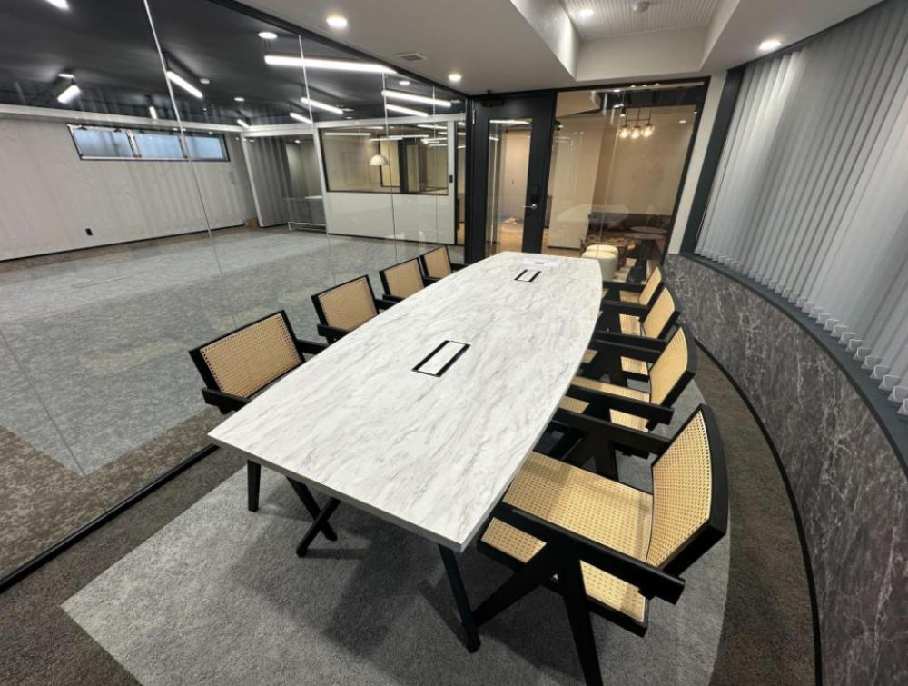 駅から徒歩1分！ 家具付きセットアップオフィス！の居抜き賃貸オフィス物件(約40坪) ｜居抜きオフィス物件検索サイト【vivit-ビビット】（4）