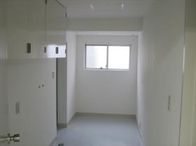 会議室付き！ 渋谷駅徒歩5分の好立地の居抜き賃貸オフィス物件(約50坪) ｜居抜きオフィス物件検索サイト【vivit-ビビット】（サムネイル5）