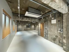 駅チカ 希少性◎の居抜き賃貸オフィス物件(約90坪) ｜居抜きオフィス物件検索サイト【vivit-ビビット】（サムネイル4）