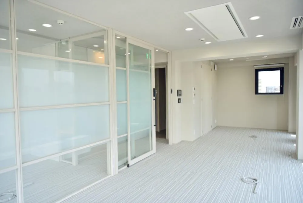 北千住初のセットアップオフィスの居抜き賃貸オフィス物件(約15坪) ｜居抜きオフィス物件検索サイト【vivit-ビビット】（3）