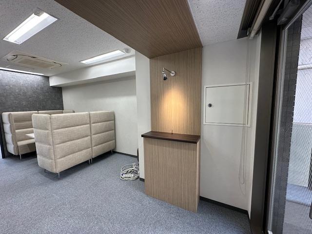 日本橋駅 徒歩2分 ハーフセットアップオフィスの居抜き賃貸オフィス物件(約20坪) ｜居抜きオフィス物件検索サイト【vivit-ビビット】（3）