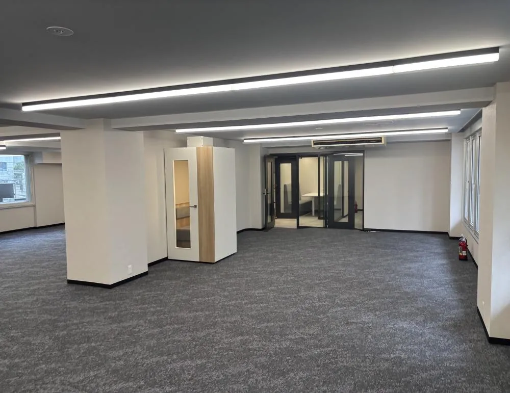会議室2室 代々木駅4分の居抜き賃貸オフィス物件(約55坪) ｜居抜きオフィス物件検索サイト【vivit-ビビット】（4）