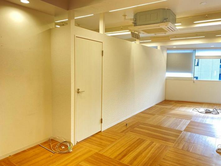 希少なメゾネットタイプ！ 会議室造作済み！の居抜き賃貸オフィス物件(約40坪) ｜居抜きオフィス物件検索サイト【vivit-ビビット】（8）