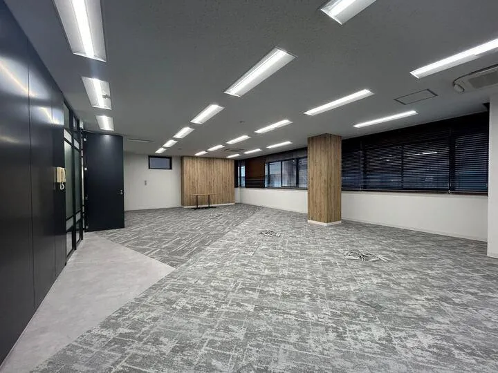 会議室2つ付き！おしゃれなオフィス！の居抜き賃貸オフィス物件(約50坪) ｜居抜きオフィス物件検索サイト【vivit-ビビット】（7）