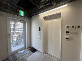 会議室付き！ 複数路線利用可能！の居抜き賃貸オフィス物件(約30坪) ｜居抜きオフィス物件検索サイト【vivit-ビビット】（サムネイル8）