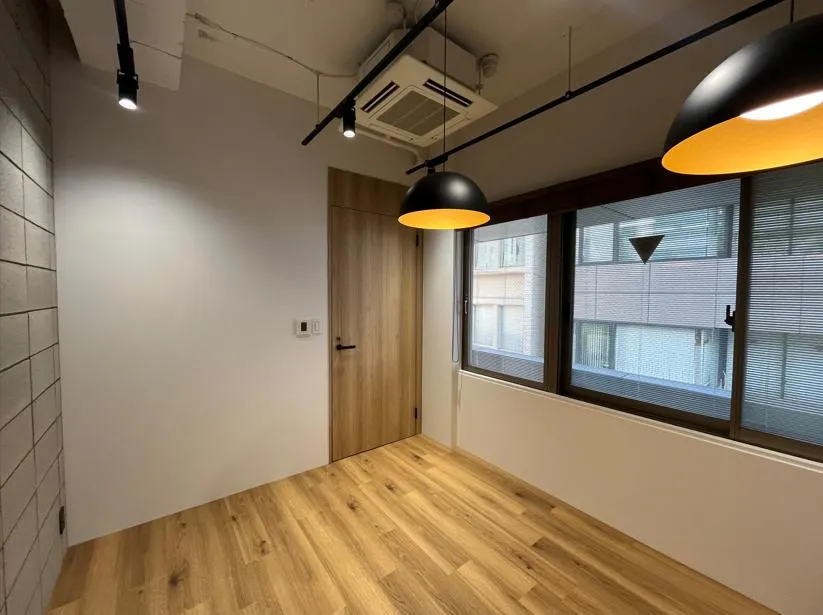 会議室2つあり！ 屋上テラス付き！の居抜き賃貸オフィス物件(約50坪) ｜居抜きオフィス物件検索サイト【vivit-ビビット】（6）