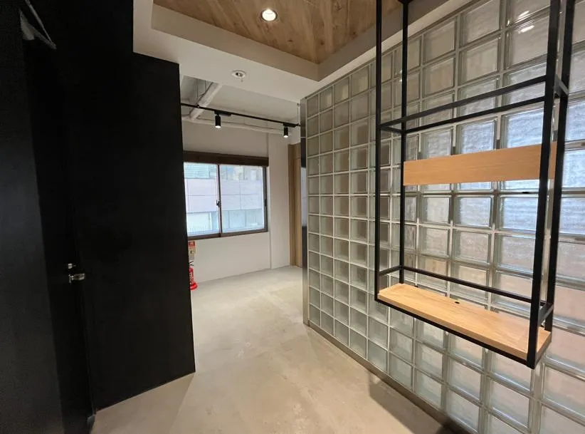 会議室2つあり！ 屋上テラス付き！の居抜き賃貸オフィス物件(約50坪) ｜居抜きオフィス物件検索サイト【vivit-ビビット】（7）