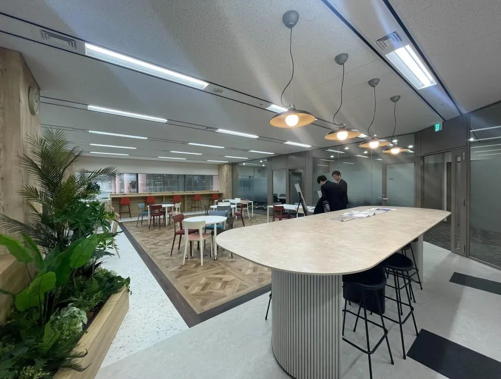 共用ラウンジ完備！ 駅近セットアップオフィス！の居抜き賃貸オフィス物件(約85坪) ｜居抜きオフィス物件検索サイト【vivit-ビビット】（7）