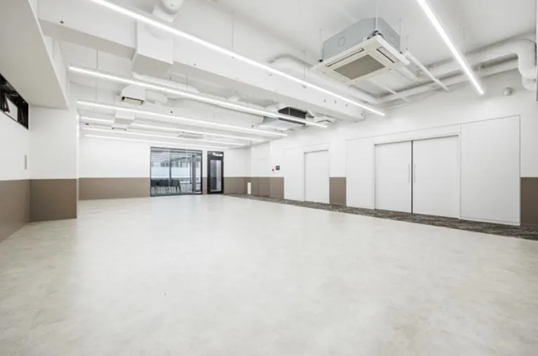 デザイナーズ物件！ 会議室造作済み！の居抜き賃貸オフィス物件(約60坪) ｜居抜きオフィス物件検索サイト【vivit-ビビット】（4）