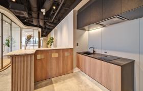 築浅×セットアップオフィスの居抜き賃貸オフィス物件(約70坪) ｜居抜きオフィス物件検索サイト【vivit-ビビット】（サムネイル7）