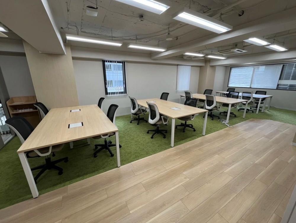 六本木エリア 6名用会議室付きの居抜き賃貸オフィス物件(約25坪) ｜居抜きオフィス物件検索サイト【vivit-ビビット】（5）