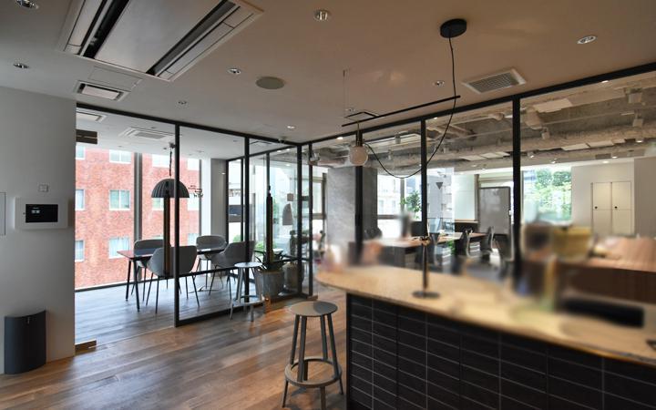 駅徒歩1分 おしゃれなフルセットアップの居抜き賃貸オフィス物件(約30坪) ｜居抜きオフィス物件検索サイト【vivit-ビビット】（5）