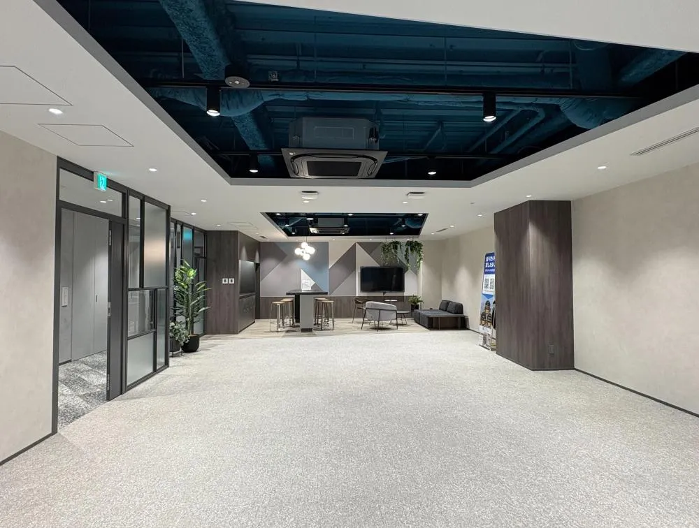 共有ラウンジあり！ 会議室・テレカンブースあり！ 大阪府大阪市中央区本町 約45坪（約148㎡）