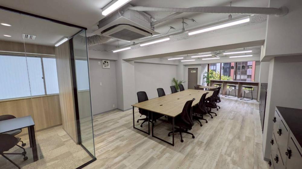 複数路線利用可能!会議室完備！の居抜き賃貸オフィス物件(約20坪) ｜居抜きオフィス物件検索サイト【vivit-ビビット】（3）