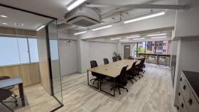 複数路線利用可能!会議室完備！の居抜き賃貸オフィス物件(約20坪) ｜居抜きオフィス物件検索サイト【vivit-ビビット】（サムネイル3）