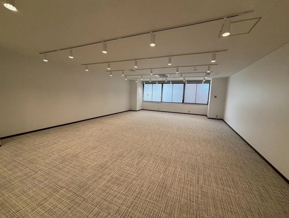 桜田通り沿いの好立地セットアップオフィス！の居抜き賃貸オフィス物件(約60坪) ｜居抜きオフィス物件検索サイト【vivit-ビビット】（6）
