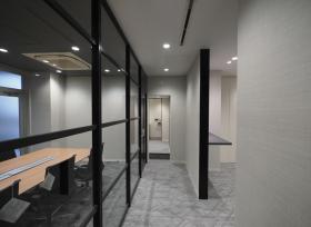 会議室2室付き！ 初期費用抑えて入居可能の居抜き賃貸オフィス物件(約40坪) ｜居抜きオフィス物件検索サイト【vivit-ビビット】（サムネイル5）