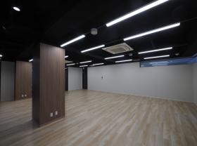 会議室2室付き！ 初期費用抑えて入居可能の居抜き賃貸オフィス物件(約40坪) ｜居抜きオフィス物件検索サイト【vivit-ビビット】（サムネイル7）