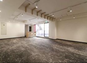 天井スケルトン 敷金礼金0の居抜き賃貸オフィス物件(約35坪) ｜居抜きオフィス物件検索サイト【vivit-ビビット】（サムネイル5）