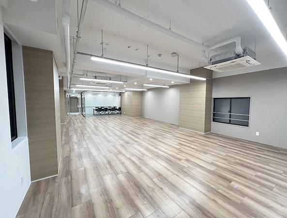 8名用会議室あり ハーフセットアップオフィス！の居抜き賃貸オフィス物件(約25坪) ｜居抜きオフィス物件検索サイト【vivit-ビビット】（5）