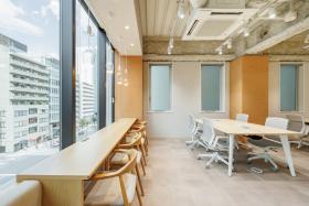 会議室、テレカンブースありの居抜き賃貸オフィス物件(約35坪) ｜居抜きオフィス物件検索サイト【vivit-ビビット】（サムネイル8）